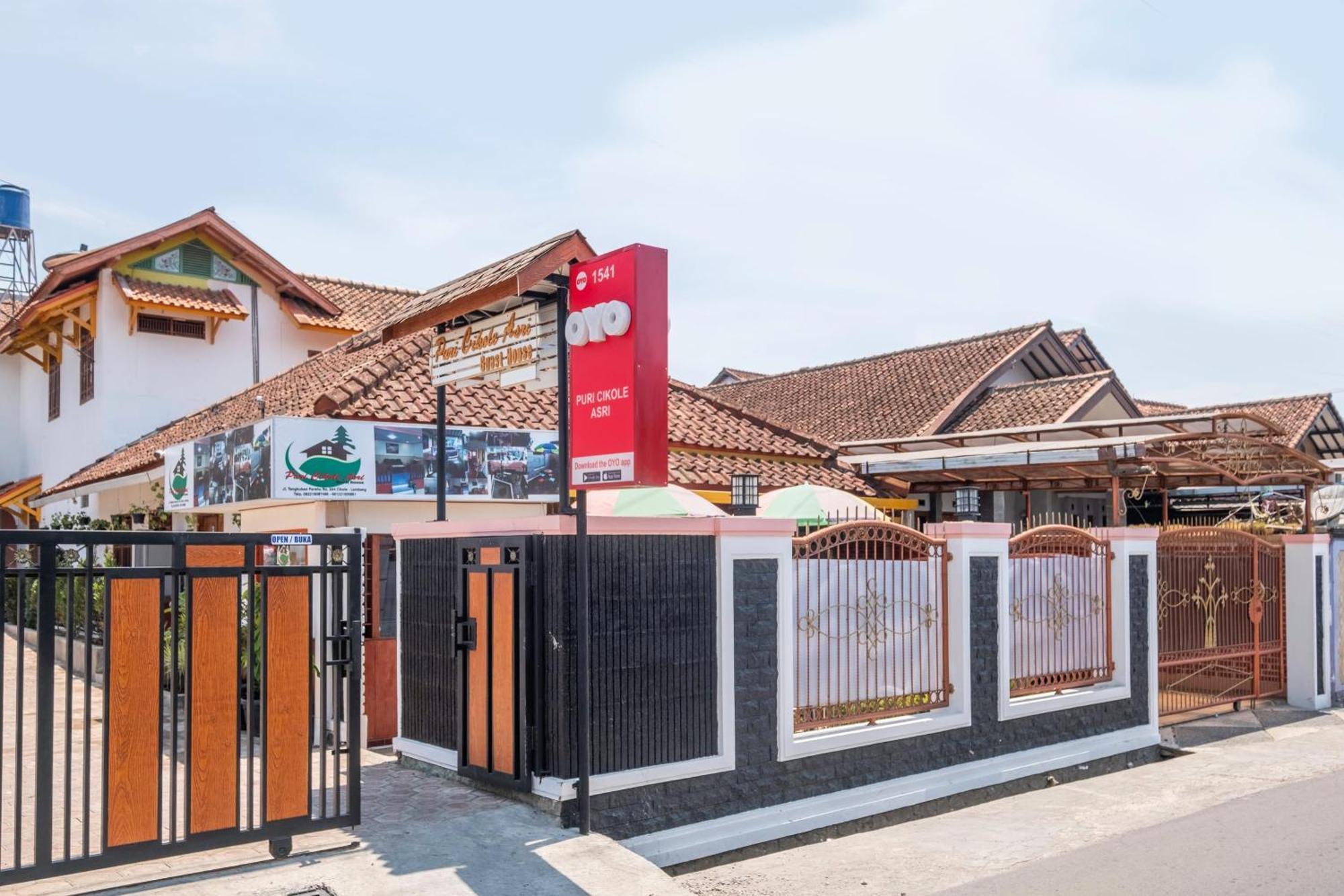 Capital O 1541 Puri Cikole Asri Lembang